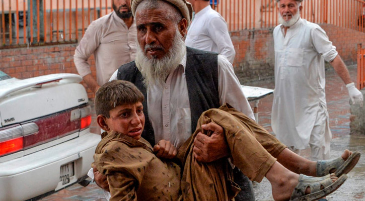40 killed in Afghanistan mosque suicide attack 