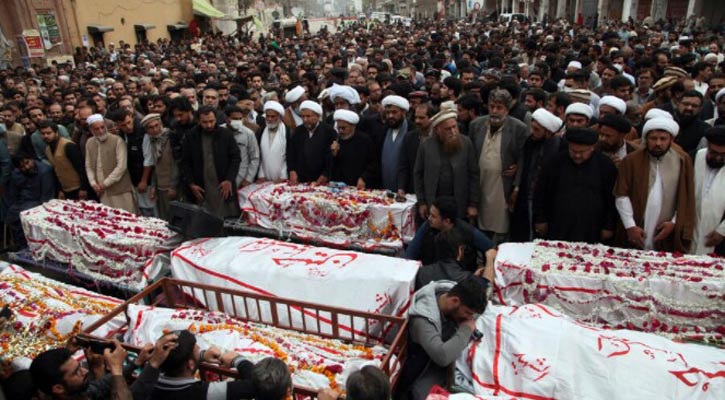 Death toll reaches 63 in Pakistan IS mosque attack