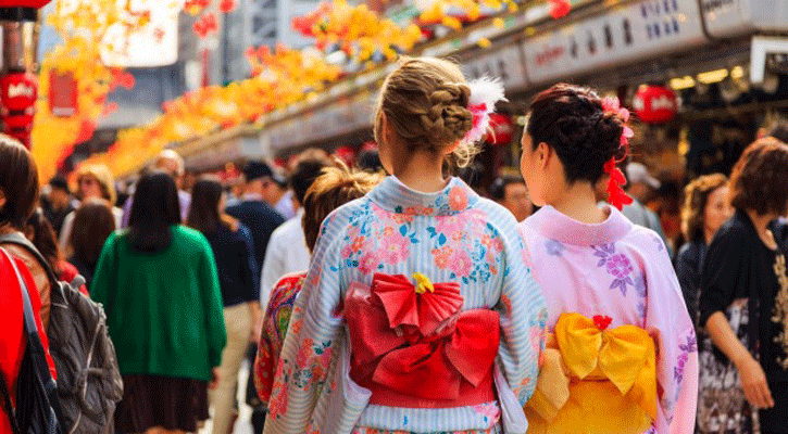 Japan to allow foreign tourists after two years