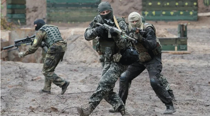Russia says 40 Ukrainian prisoners killed in blast