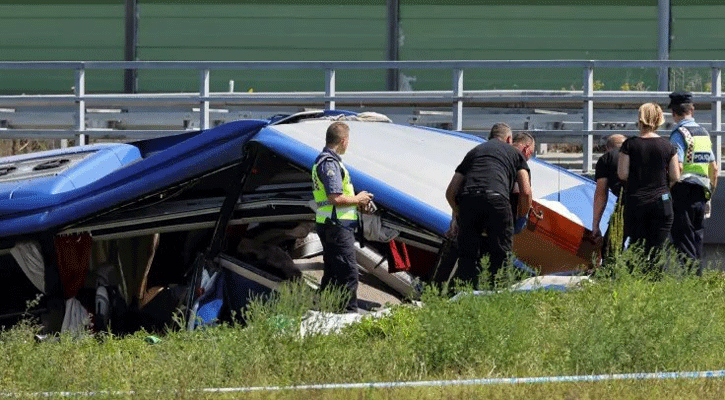 Croatia bus crash: 12 Polish pilgrims killed, 31 injured