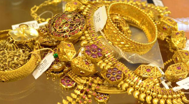 Gold price falls by Tk 1,166 a bhori