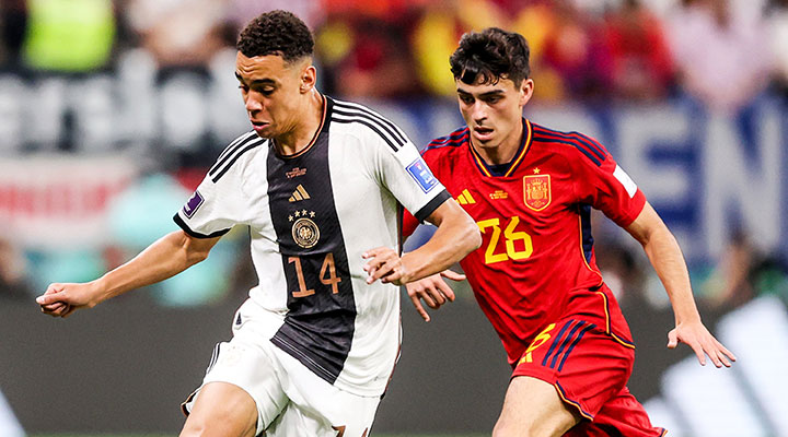 Germany score late to snatch 1-1 draw with Spain