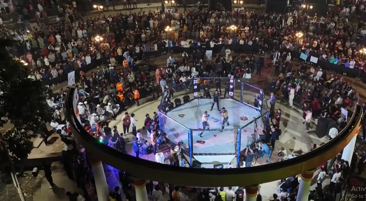 Open-air MMA show in Dhaka for first time