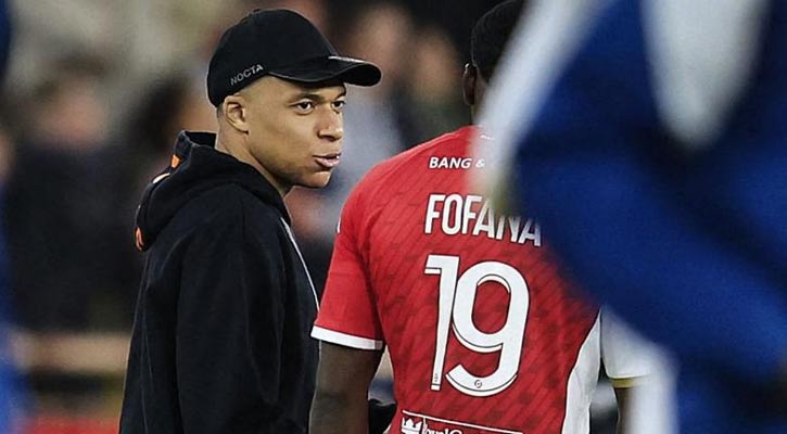 Mbappe replaced at half-time as PSG draw at Monaco