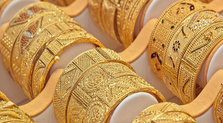 Gold price reduced by Tk 3,137 per bhori