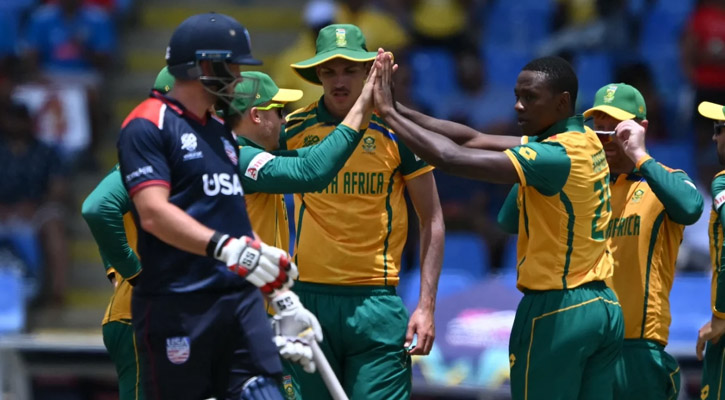 South Africa survive scare against USA in Super 8s