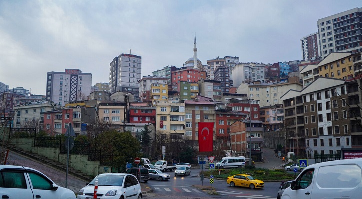 Turkey’s Istanbul shaken by 6.2 magnitude earthquake
