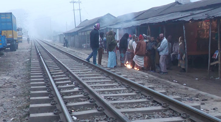 মৃদু শৈত্যপ্রবাহ বইছে নীলফামারীতে