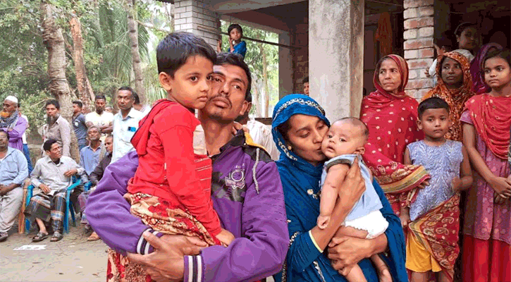 বাগেরহাটে কৃষক দম্পতির চুরি হওয়া সন্তান উদ্ধার 