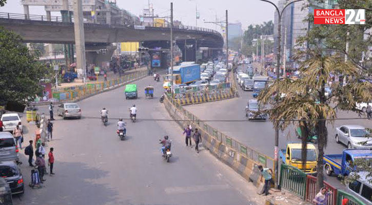 ফাঁকা হতে শুরু করেছে রাজধানী