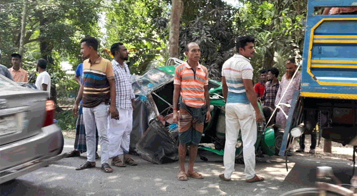 ঈদের তৃতীয় দিনে সড়কে ঝরলো ১১ প্রাণ 