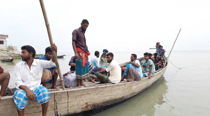 ঘূর্ণিঝড় মোখা: উৎকণ্ঠায় উপকূলের বাসিন্দারা, শঙ্কা গবাদি পশু নিয়ে