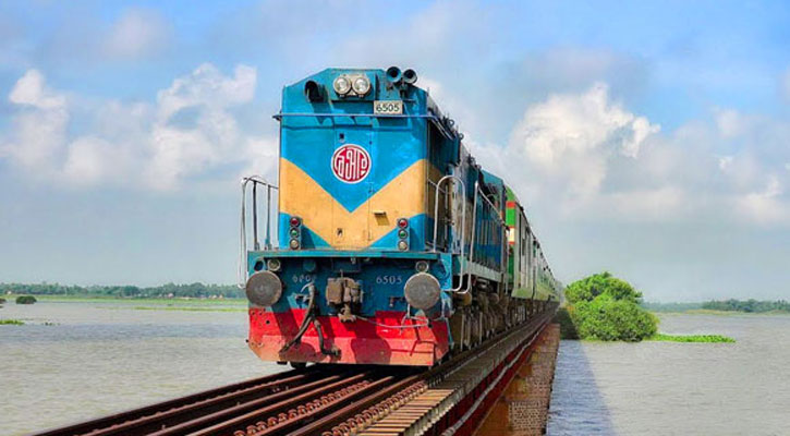 গোপালপুরে ট্রেনে কাটা পড়ে দম্পতি নিহত