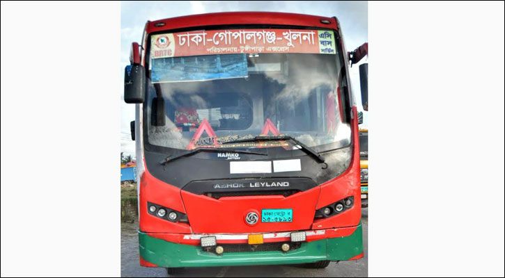 খুলনায় বাসচাপায় স্ত্রী নিহত, স্বামী আহত