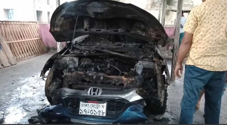 গভীর রাতে ইউপি চেয়ারম্যানের গাড়ি পুড়িয়ে দিল দুর্বৃত্তরা