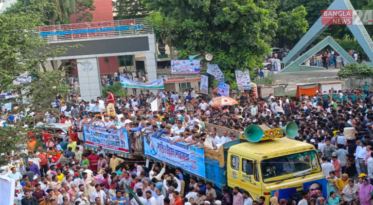 আওয়ামী লীগের শান্তি ও উন্নয়ন শোভাযাত্রা শুরু