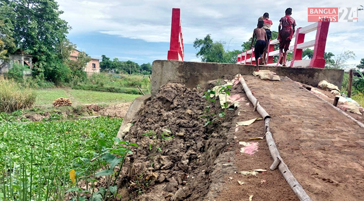 জুড়ীতে নবনির্মিত সেতুর সংযোগ সড়কে ধস