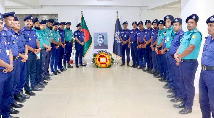 ট্রাফিক পুলিশে বঙ্গবন্ধুর চেতনা ছড়িয়ে দিতে সেমিনার