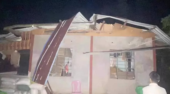 মিয়ানমারে বাস্তুচ্যুতদের শিবিরে হামলায় নিহত ২৯
