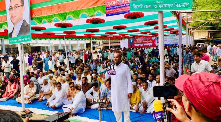 ‘গরম কর্মসূচি দিয়ে সরকারের পতন ঘটাতে হবে’