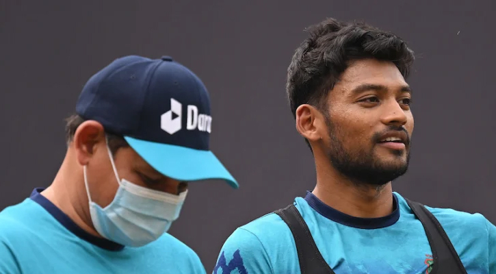 টস হারলেন অধিনায়ক শান্ত, বাংলাদেশ ব্যাটিংয়ে