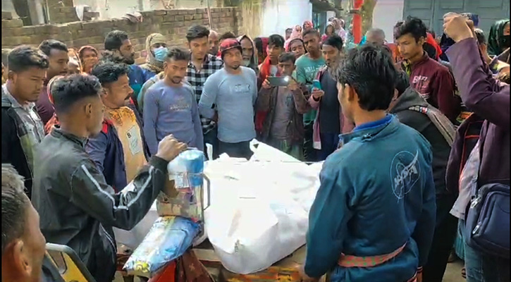 বেনাপোলে একই দড়িতে ঝুলছিলেন দম্পতি, ‘আত্মহত্যা’ বলছেন স্থানীয়রা