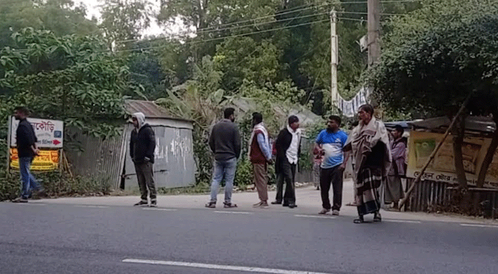 স্বতন্ত্র প্রার্থী এ কে আজাদের সমর্থকদের মারধর-লিফলেট ছিনতাই 