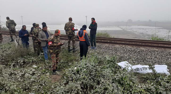 টাঙ্গাইলে ট্রেনে কাটা পড়ে সেনা সদস্যসহ নিহত ২