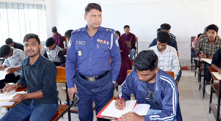 কনস্টেবল নিয়োগে প্রতারণা রুখতে সাদা পোশাকে মাঠে পুলিশ