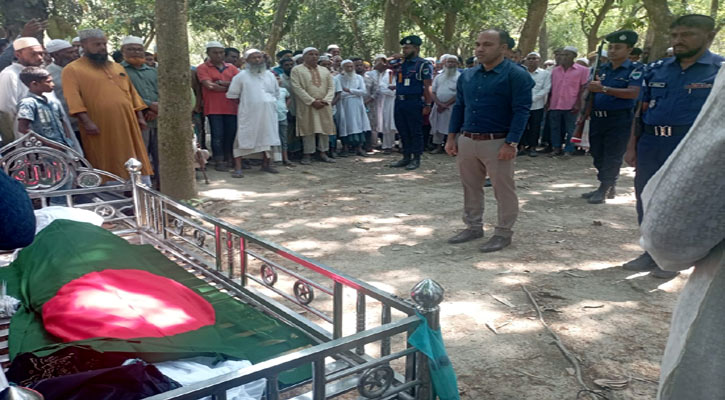 গাংনীতে রাষ্ট্রীয় মর্যাদায় বীর মুক্তিযোদ্ধা মহসিন আলীর দাফন সম্পন্ন