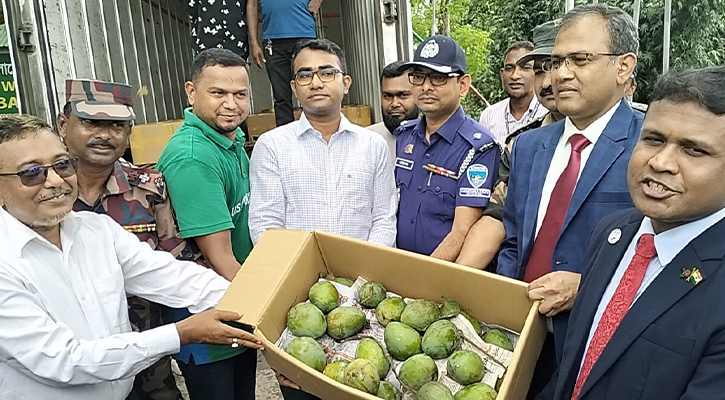 ত্রিপুরার মুখ্যমন্ত্রীর জন্য আম ইলিশ রসগোল্লা পাঠালেন প্রধানমন্ত্রী