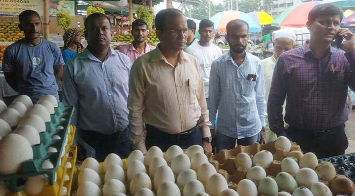 খুলনায় ডিমের বাজারে ভোক্তার হানা, ২ প্রতিষ্ঠানকে জরিমানা