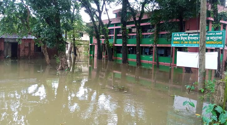 ফুঁসে উঠছে কুশিয়ারা, ডুবছে নতুন এলাকা