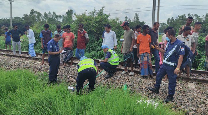 রেললাইনে ছিন্নভিন্ন ৫ মরদেহ: মৃত্যুর কারণ নিয়ে জনমনে রহস্য