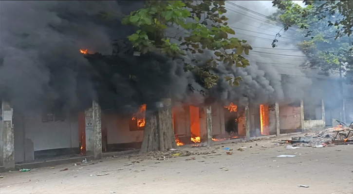 সিরাজগঞ্জে এমপি হেনরীর পুড়ে যাওয়া বাসায় মিলল ২ কঙ্কাল