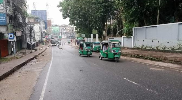 রাঙামাটিতে যান চলাচল স্বাভাবিক, খুলছে ব্যবসা প্রতিষ্ঠান