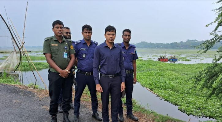 সালথায় অবৈধভাবে বালু উত্তোলন করায় ৫০ হাজার টাকা জরিমানা 