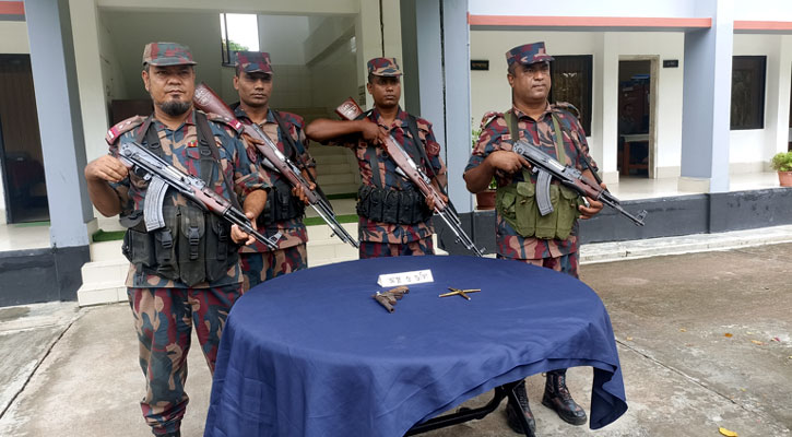 সাতক্ষীরা সীমান্তে পড়ে ছিল চার রাউন্ড গুলিসহ ওয়ান শ্যুটারগান 