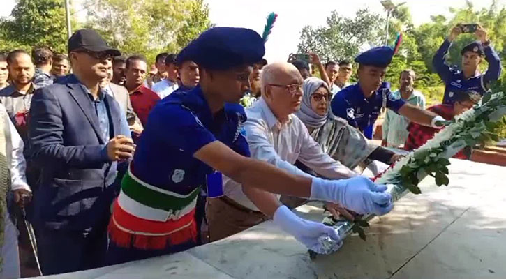 যুদ্ধ না করেও যারা মুক্তিযোদ্ধা তালিকায়, তাদের চিহ্নিত করার দায়িত্ব সবার: উপদেষ্টা