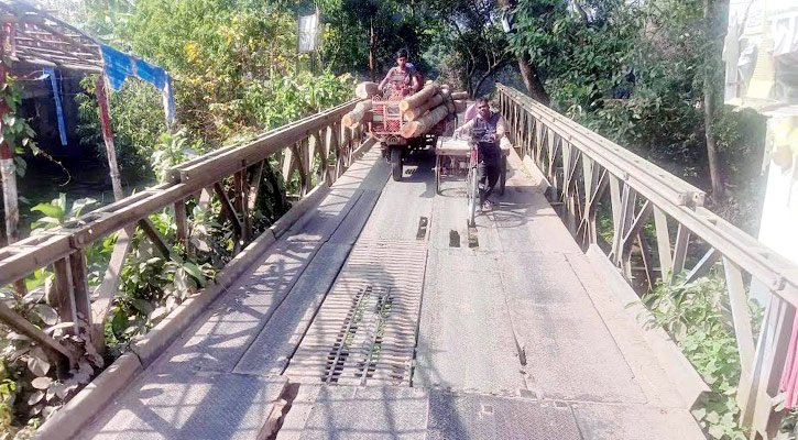 সংস্কার করা বেইলি ব্রিজ ফের ঝুঁকিপূর্ণ