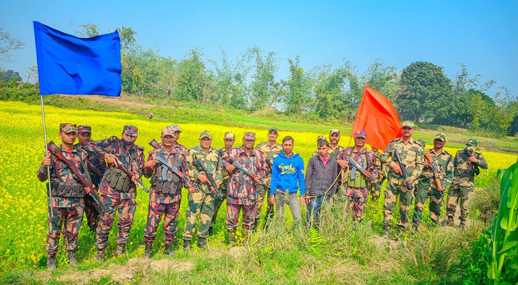 বিএসএফের হাতে আটক দুই বাংলাদেশিকে ফেরত আনল বিজিবি 