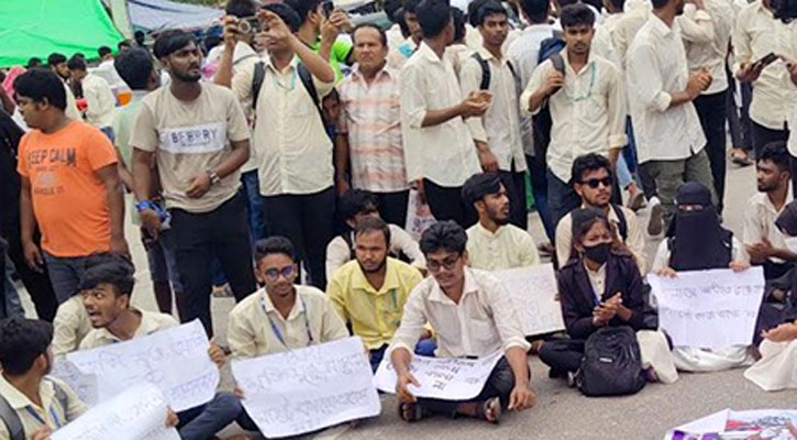 শনিবার পলিটেকনিক শিক্ষার্থীদের ‘রাইজ ইন রেড’ কর্মসূচি ঘোষণা