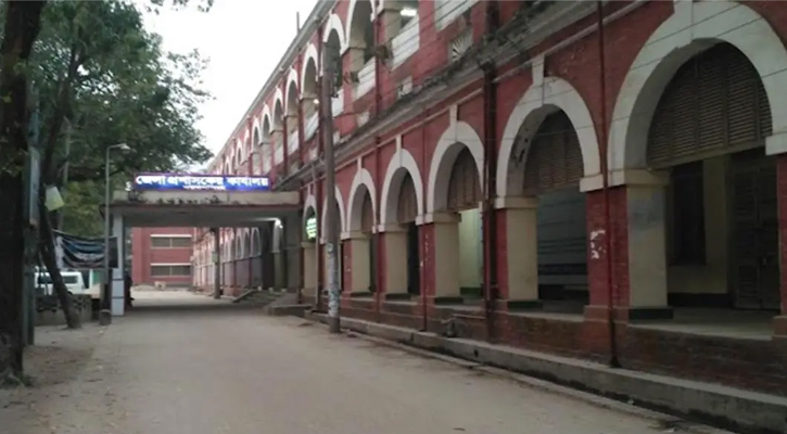 একই সংবাদ একই শিরোনামে ১৩ পত্রিকায় প্রকাশ, সম্পাদকদের শোকজ