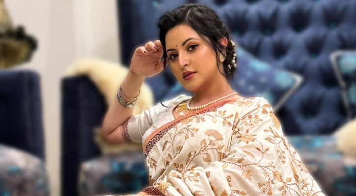 মাদক সেবন করে মারধর, পরীমণির নামে সেই গৃহকর্মীর মামলা 