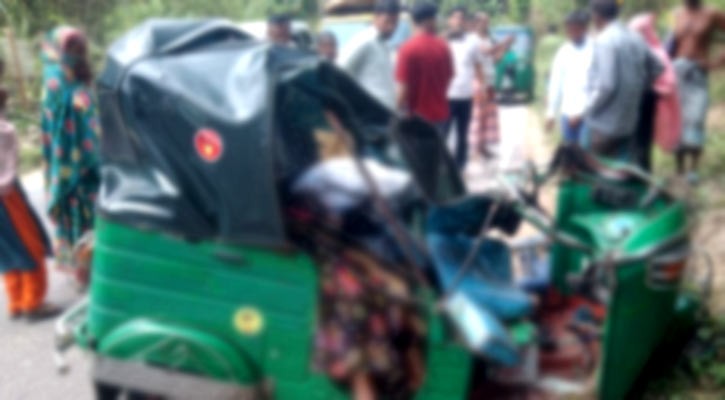 রাঙামাটির সড়কে ঝরলো ৬ প্রাণ