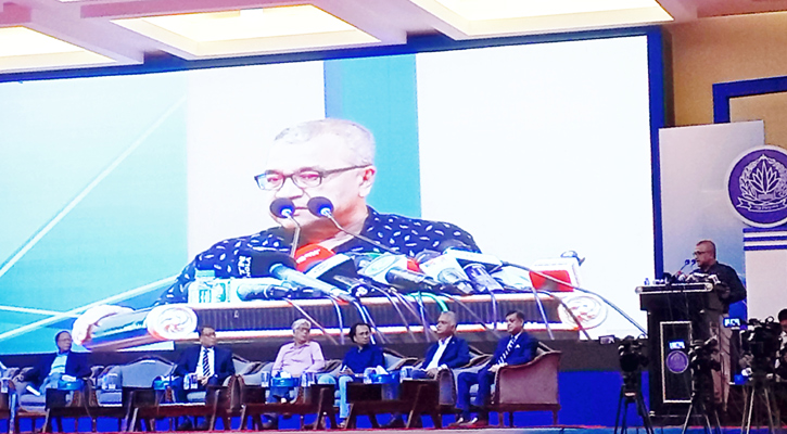 পুলিশ যে আইনে চলে তার পদে পদে সমস্যা: সলিমুল্লাহ খান