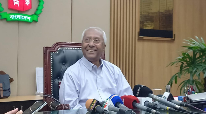 ৬১ আসনের সীমানা পুনর্নির্ধারণের আবেদন বিবেচনায় নেবে ইসি