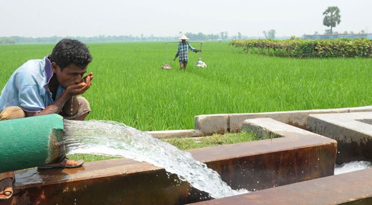 ৪৫ জেলায় বয়ে যাচ্ছে তাপপ্রবাহ