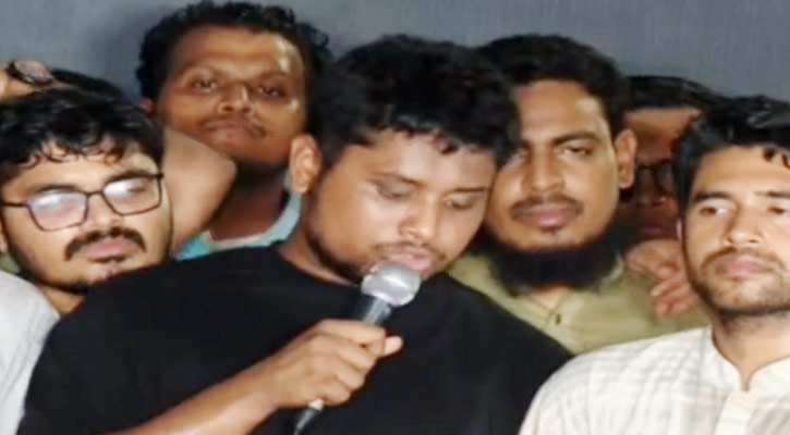 সরকারের সিদ্ধান্ত ইতিবাচক, প্রজ্ঞাপন পেলে আনন্দ মিছিল করব: হাসনাত 